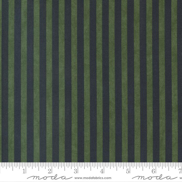 Shoppes On Main Evergreen - Quilt Fabric
