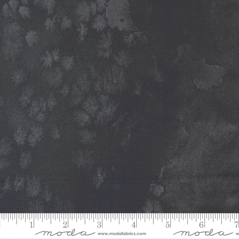Eufloria Onyx - Basics Background Watercolor - Quilt Fabric