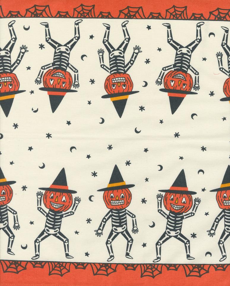 16" Classic Retro Holiday Pumpkin - Quilt Fabric