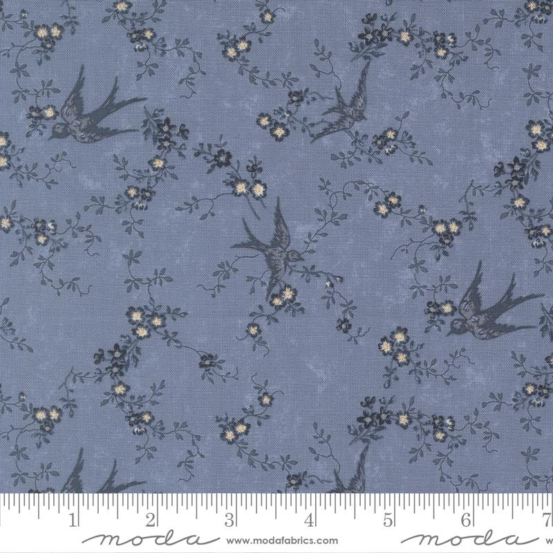 Bluebirds Nest Birds Light Blue - Quilt Fabric