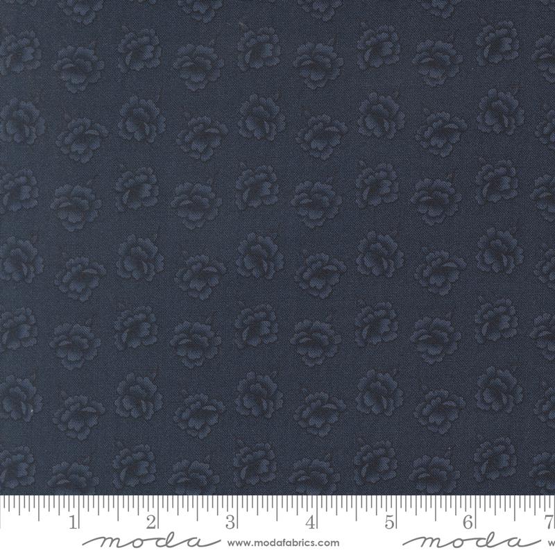 Honeysuckle Farm Petals Bluebell - Quilt Fabric, zoomed in. Select this picture to zoom back out.