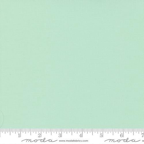 Bella Solids Breeze - Quilt Fabric