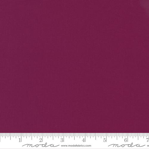 Bella Solids Boysenberry - Quilt Fabric