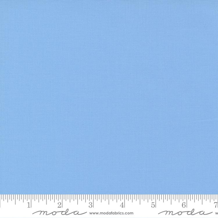 Bella Solids Waterfall - Quilt Fabric
