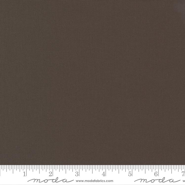 Bella Solids Coffee - Quilt Fabric