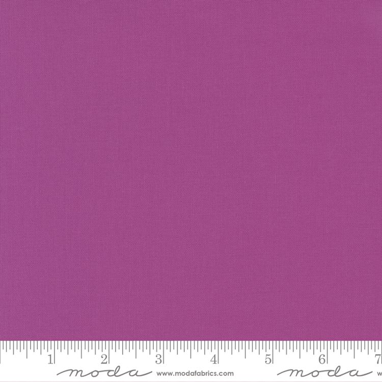 Bella Solids Cyclamen - Quilt Fabric