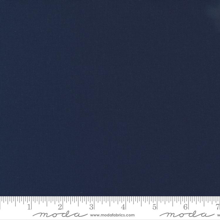Bella Solids Midnight - Quilt Fabric