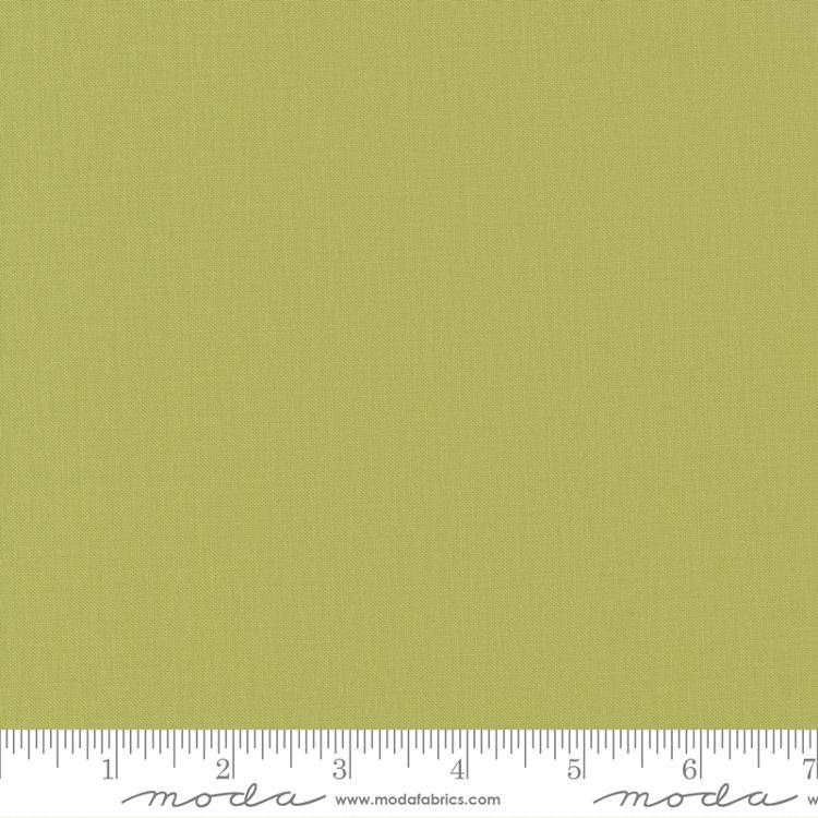 Bella Solids Clover - Quilt Fabric