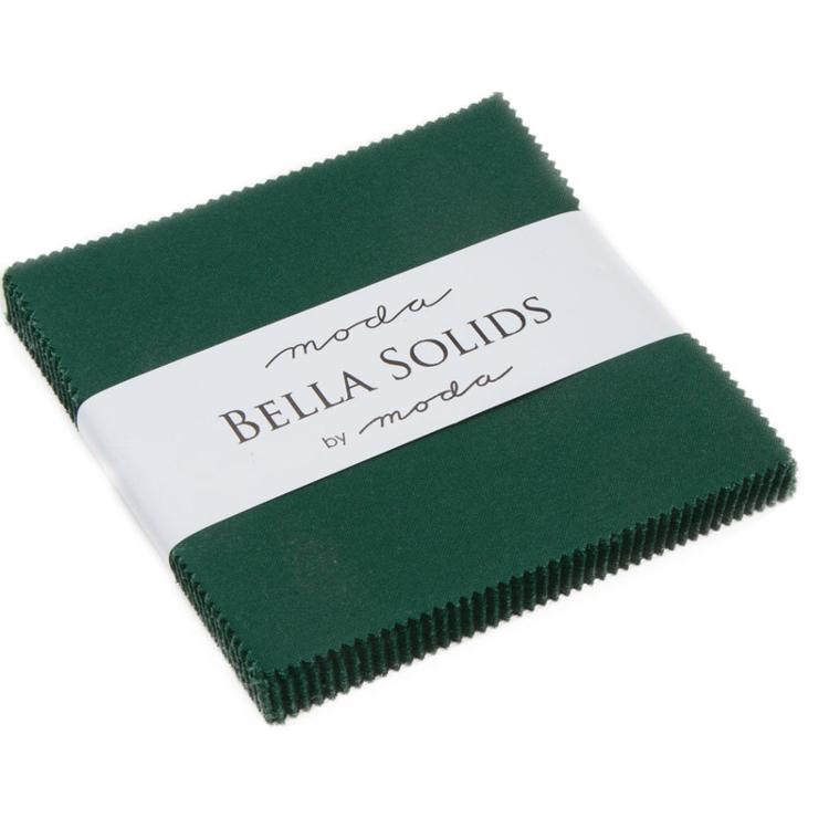 Chrismas Green Bella Solids - Charm Pack