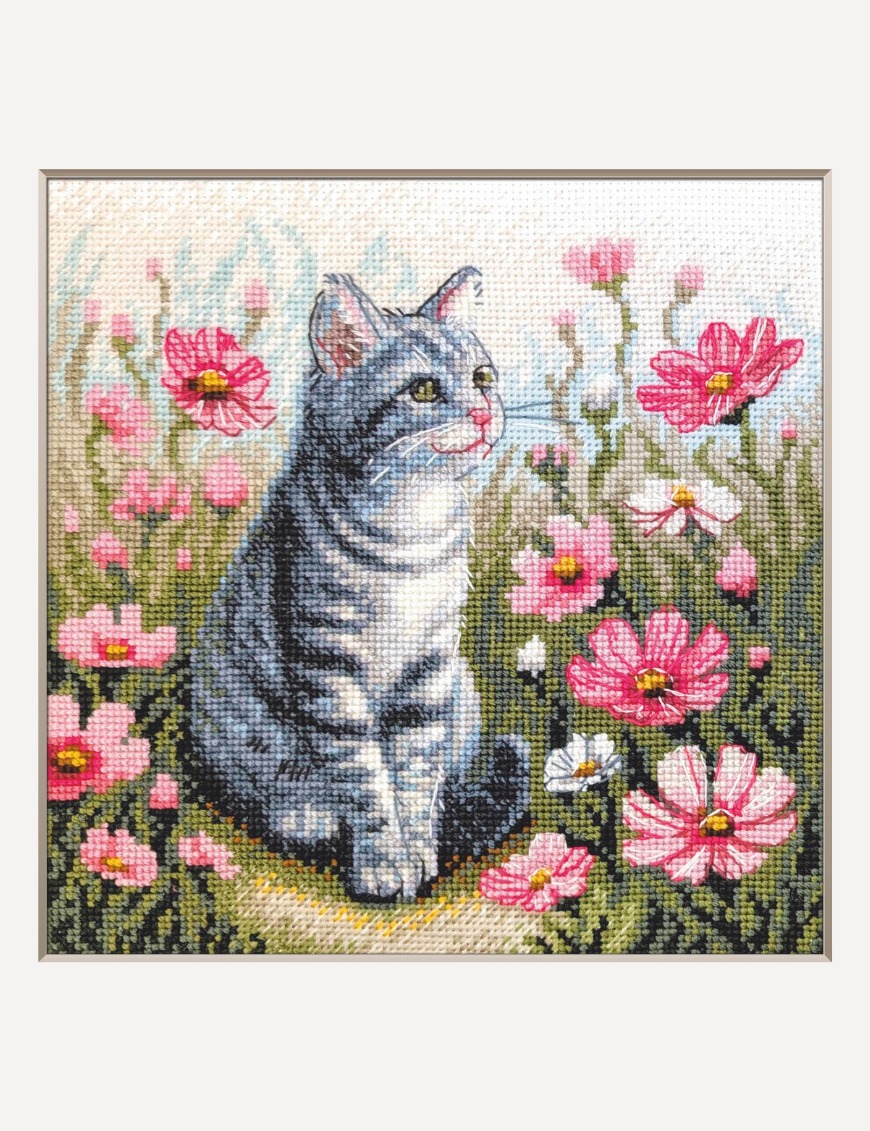 Garden Whiskers - Cross Stitch Kit, zoomed in. Select this picture to zoom back out.