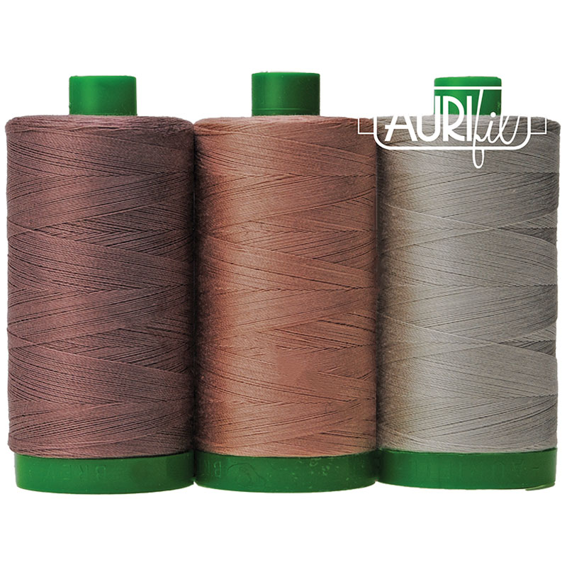 Color Builder Thread 40wt Lynx Mauve 004, zoomed in. Select this picture to zoom back out.