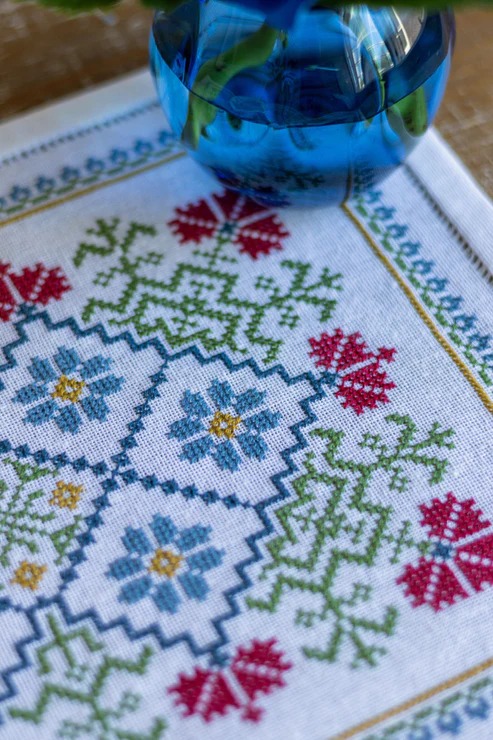 Florina - Cross Stitch Kit, different perspective #1, zoomed in. Select this picture to zoom back out.