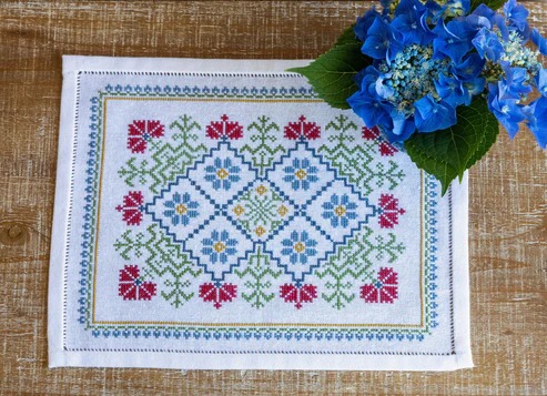 Florina - Cross Stitch Kit, different perspective #2, zoomed in. Select this picture to zoom back out.