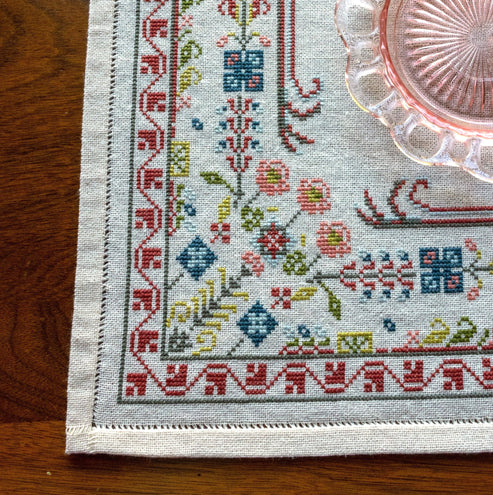 Evangeline Border - Cross Stitch Kit, zoomed in. Select this picture to zoom back out.