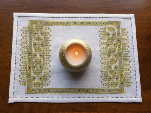 Golden Celandine - Cross Stitch Kit, different perspective #1, zoomed in. Select this picture to zoom back out.
