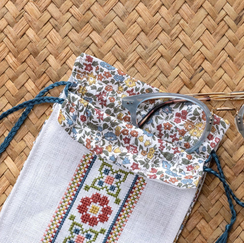 Ione Lined Bag - Cross Stitch Kit, different perspective #1, zoomed in. Select this picture to zoom back out.
