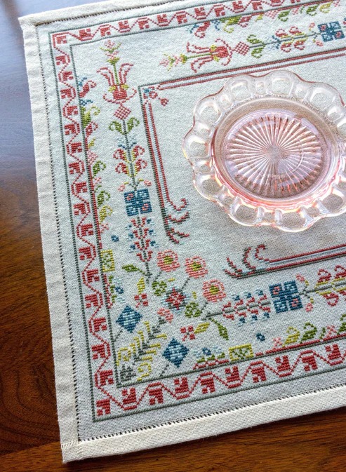 Evangeline Border - PDF Cross Stitch Pattern, different perspective #1, zoomed in. Select this picture to zoom back out.