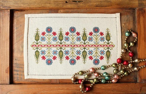 Delphian Cornflower - Cross Stitch Pattern, zoomed in. Select this picture to zoom back out.
