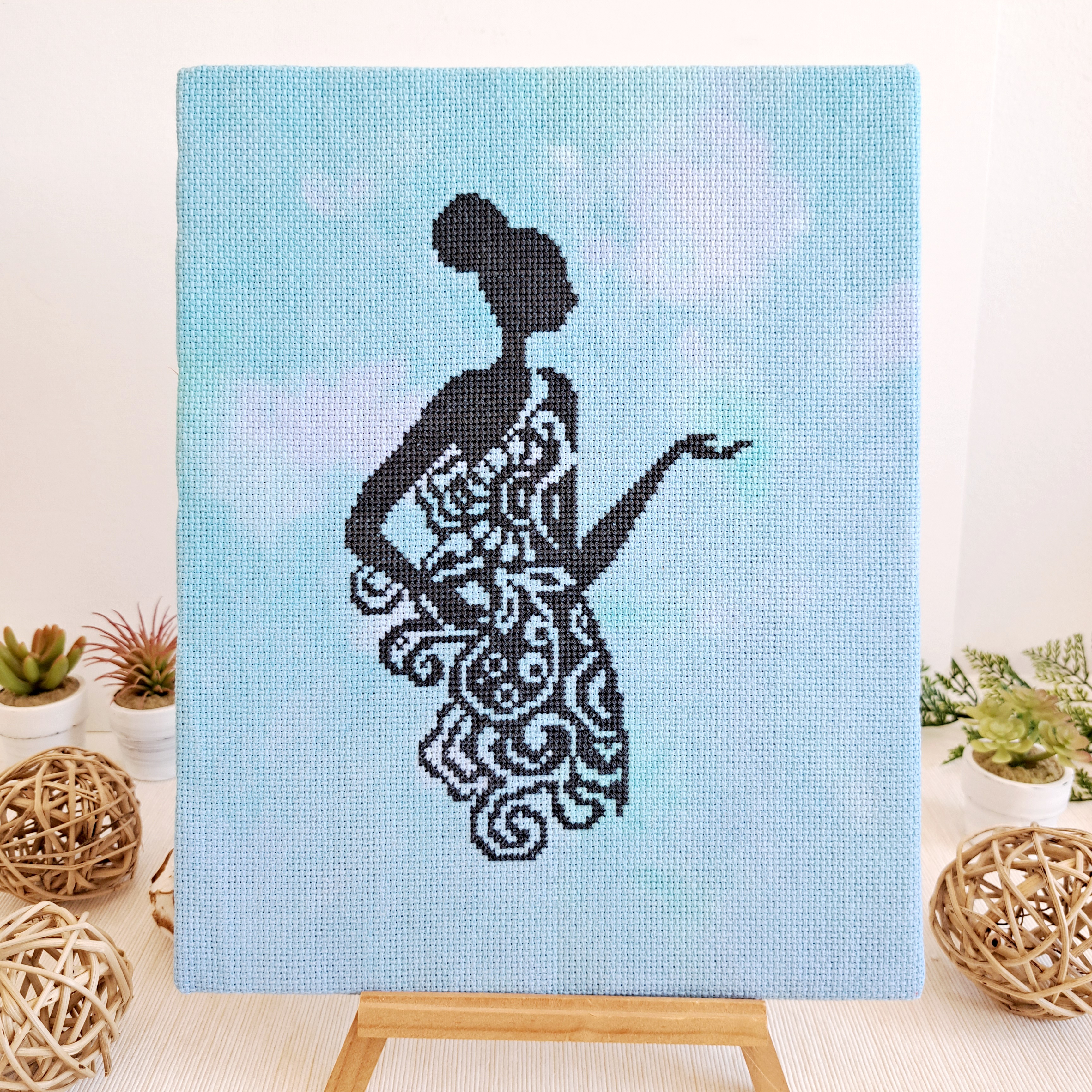 Lady's Silhouette 1 - Cross Stitch Pattern