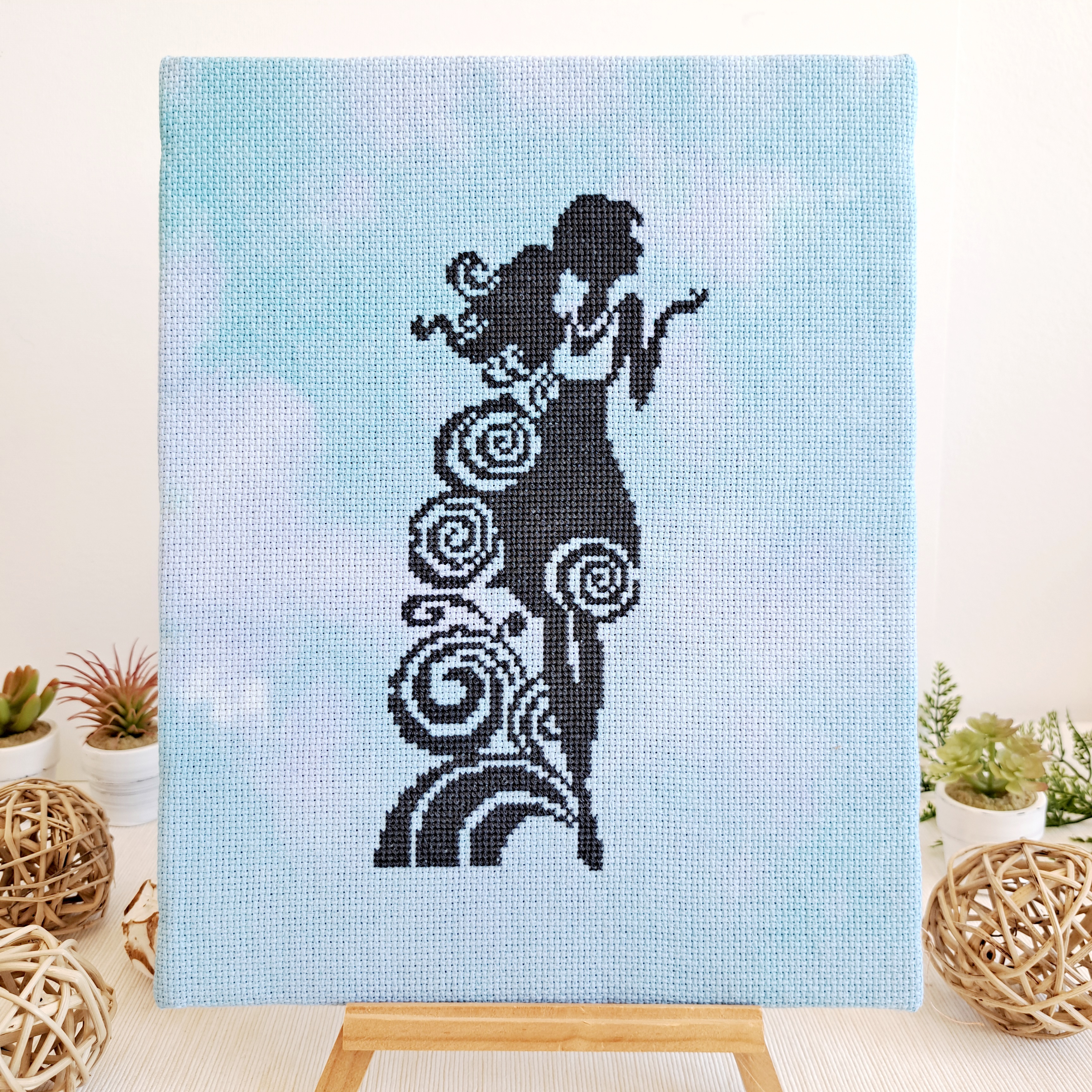 Lady's Silhouette 2 - PDF Cross Stitch Pattern