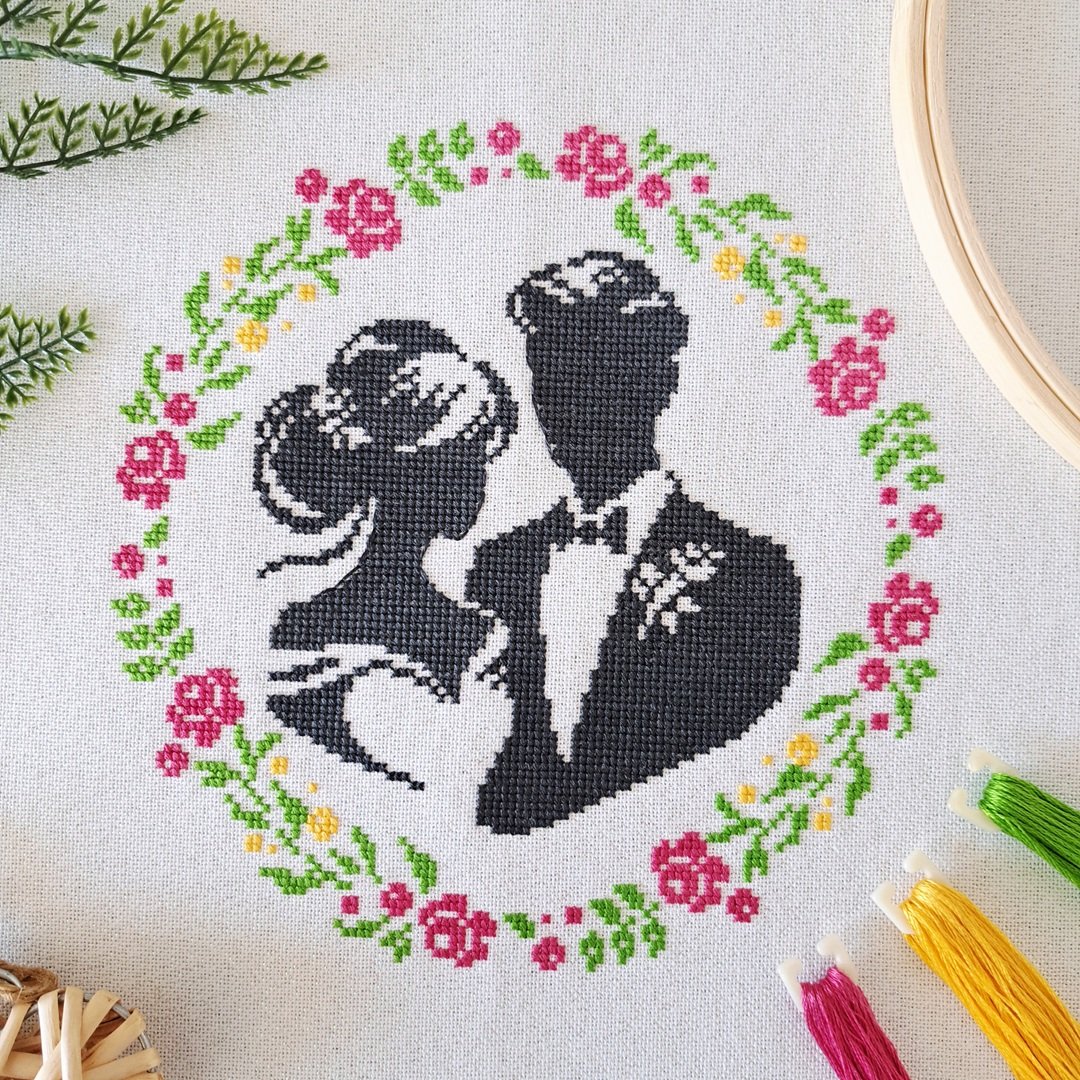 Mr and Mrs - Cross Stitch Pattern, zoomed in. Select this picture to zoom back out.