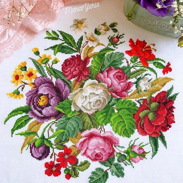 Antique Berlin Floral Bouquet - Cross Stitch Pattern