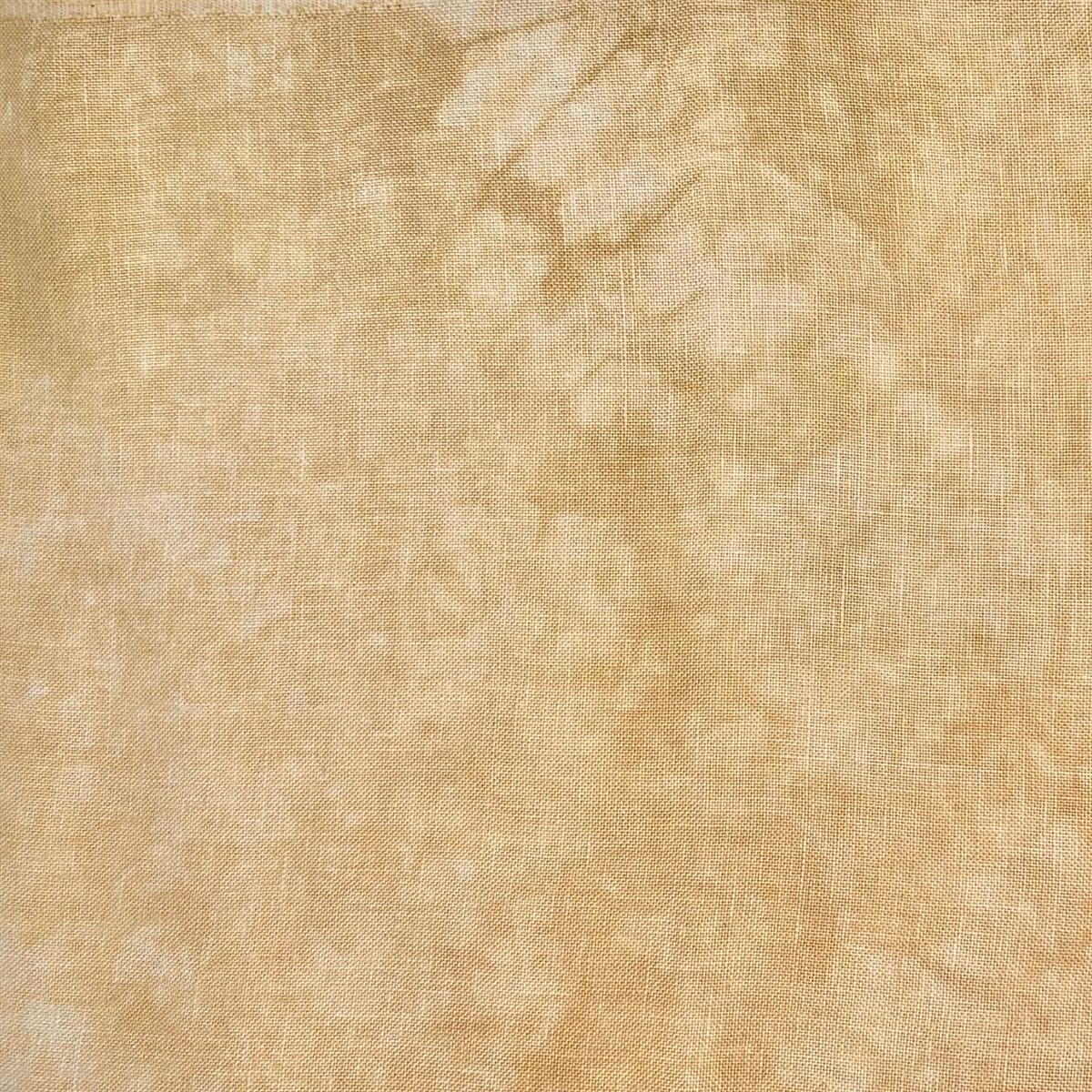 36 Count Golden Harvest Linen 36x54, zoomed in. Select this picture to zoom back out.