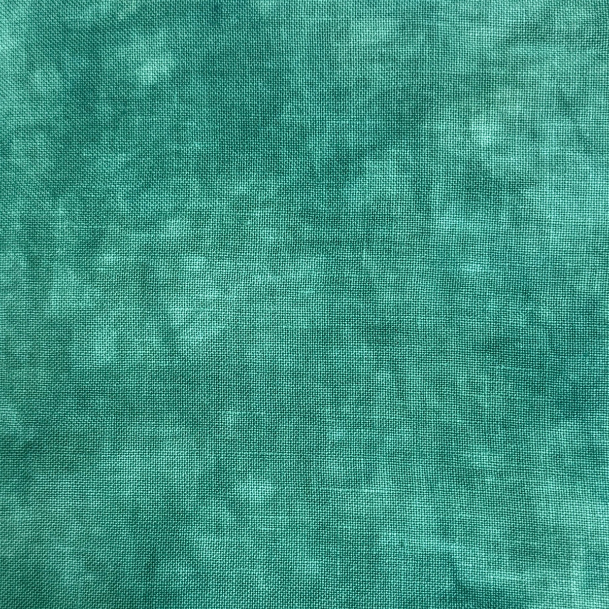 46 Count Mistletoe Linen 12x17, zoomed in. Select this picture to zoom back out.