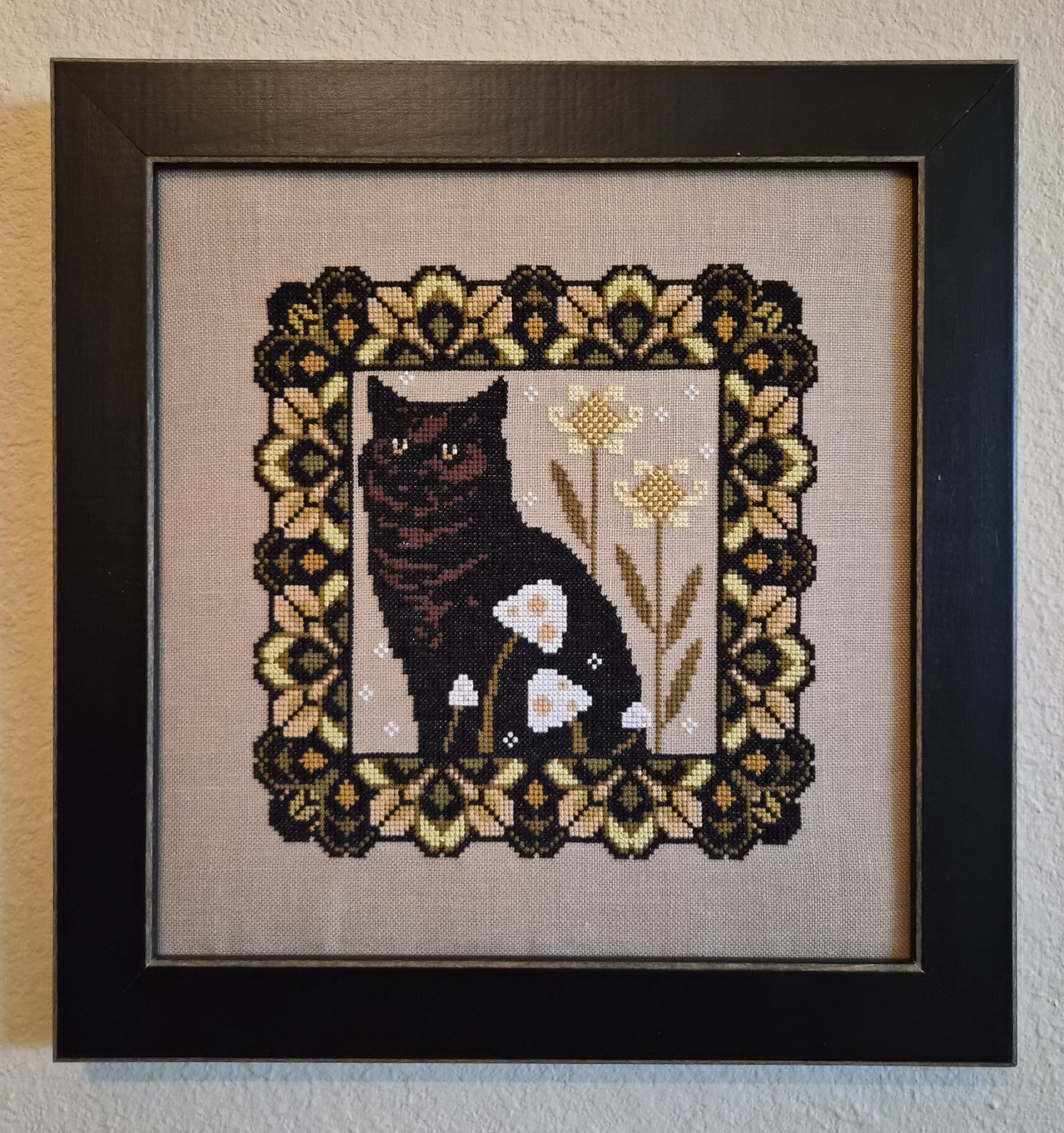 Chonky Forest Kitty - Cross Stitch Pattern