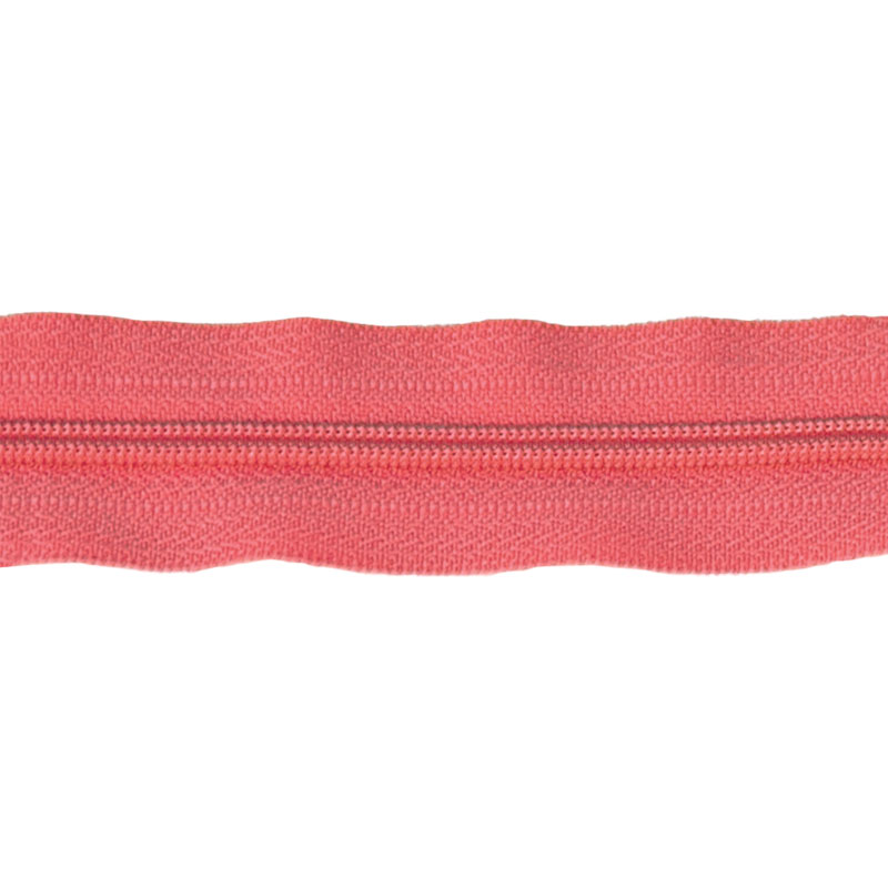 Zipper 22" Rosy Cheeks