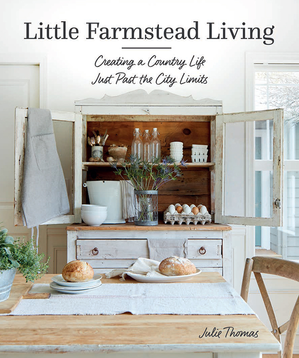 Little Farmstead Living - Quilt Pattern, zoomed in. Select this picture to zoom back out.