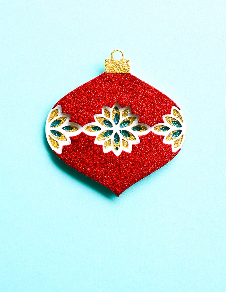 Christmas Ornament Basics - Craft Die, different perspective #2, zoomed in. Select this picture to zoom back out.
