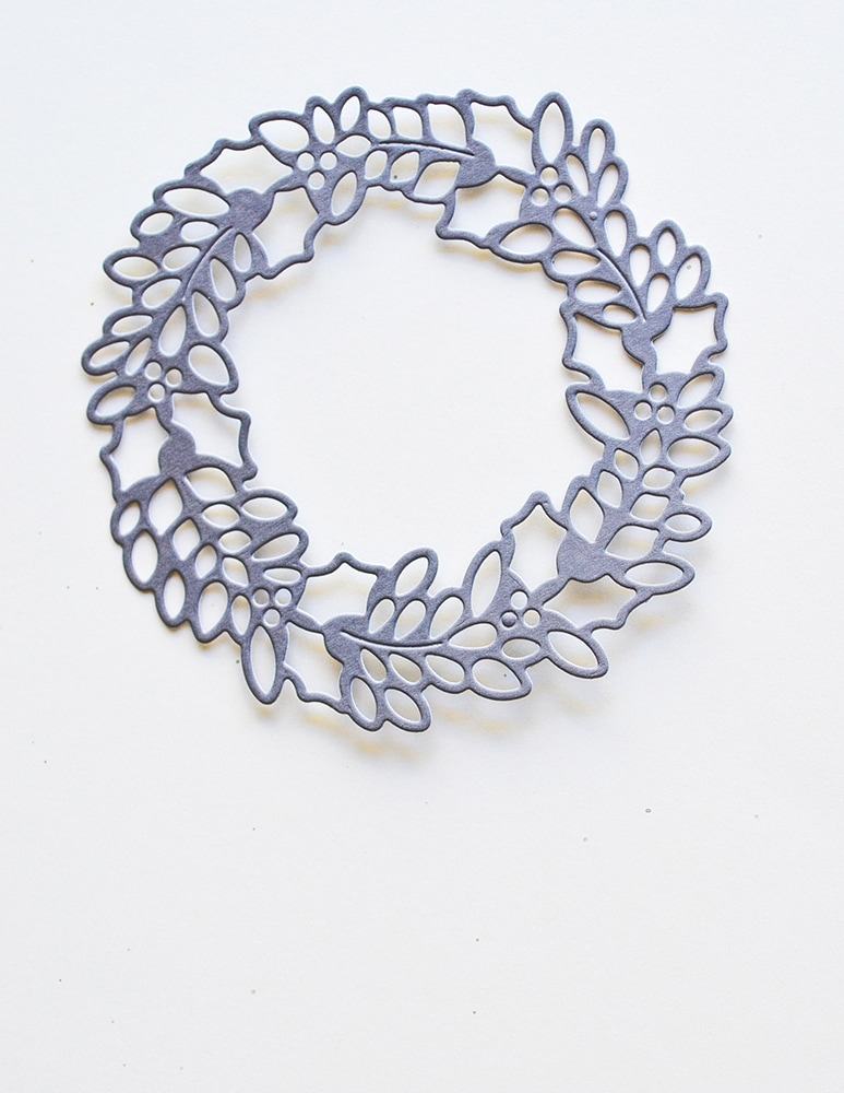 Holly Wreath Plate Layer Set - Christmas Craft Die 