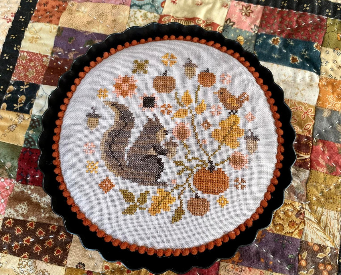Oak & Acorn Tart - Cross Stitch Pattern
