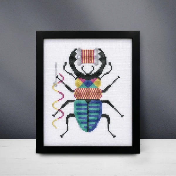 Stitchy Bug - Cross Stitch Pattern, zoomed in. Select this picture to zoom back out.