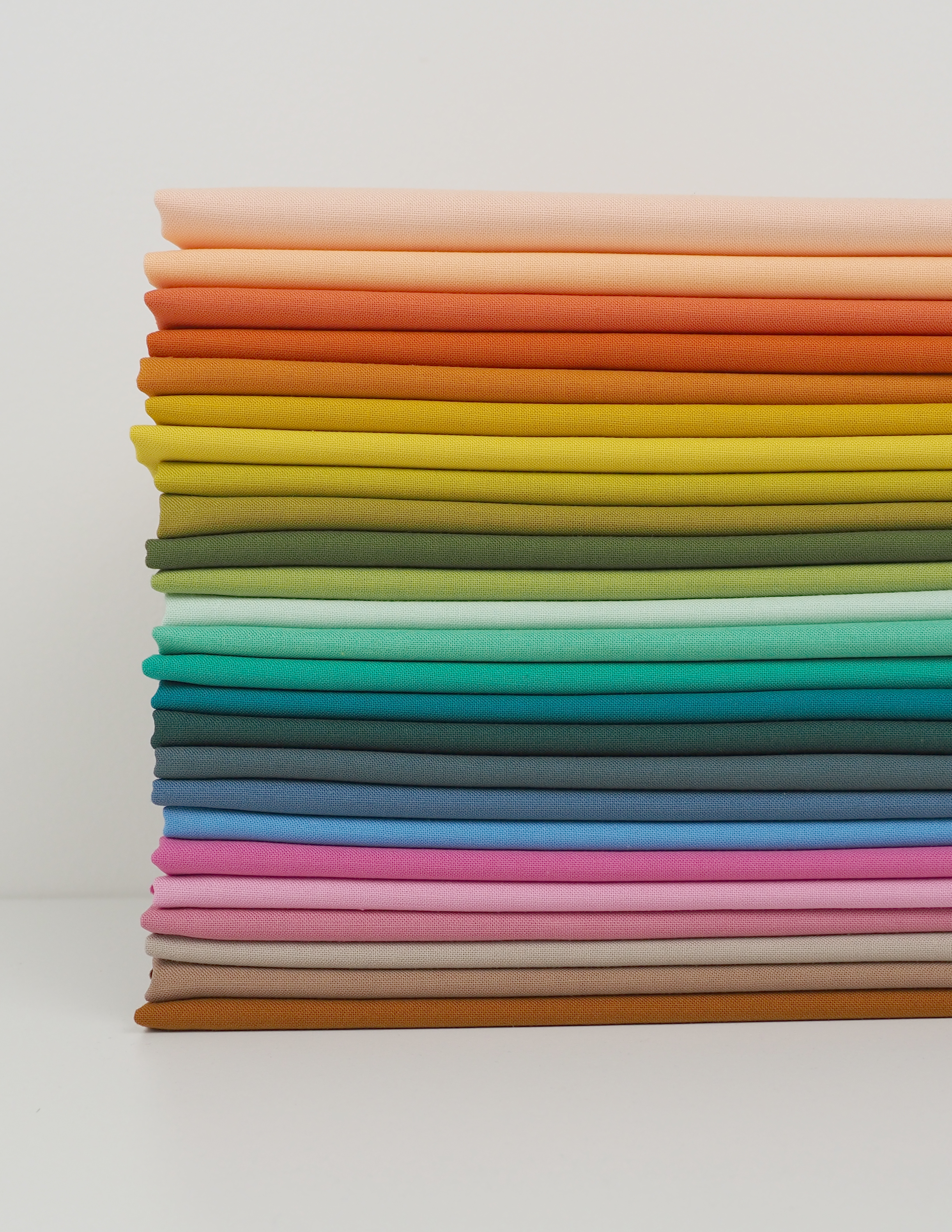Bella Solids 2025 - Layer Cake