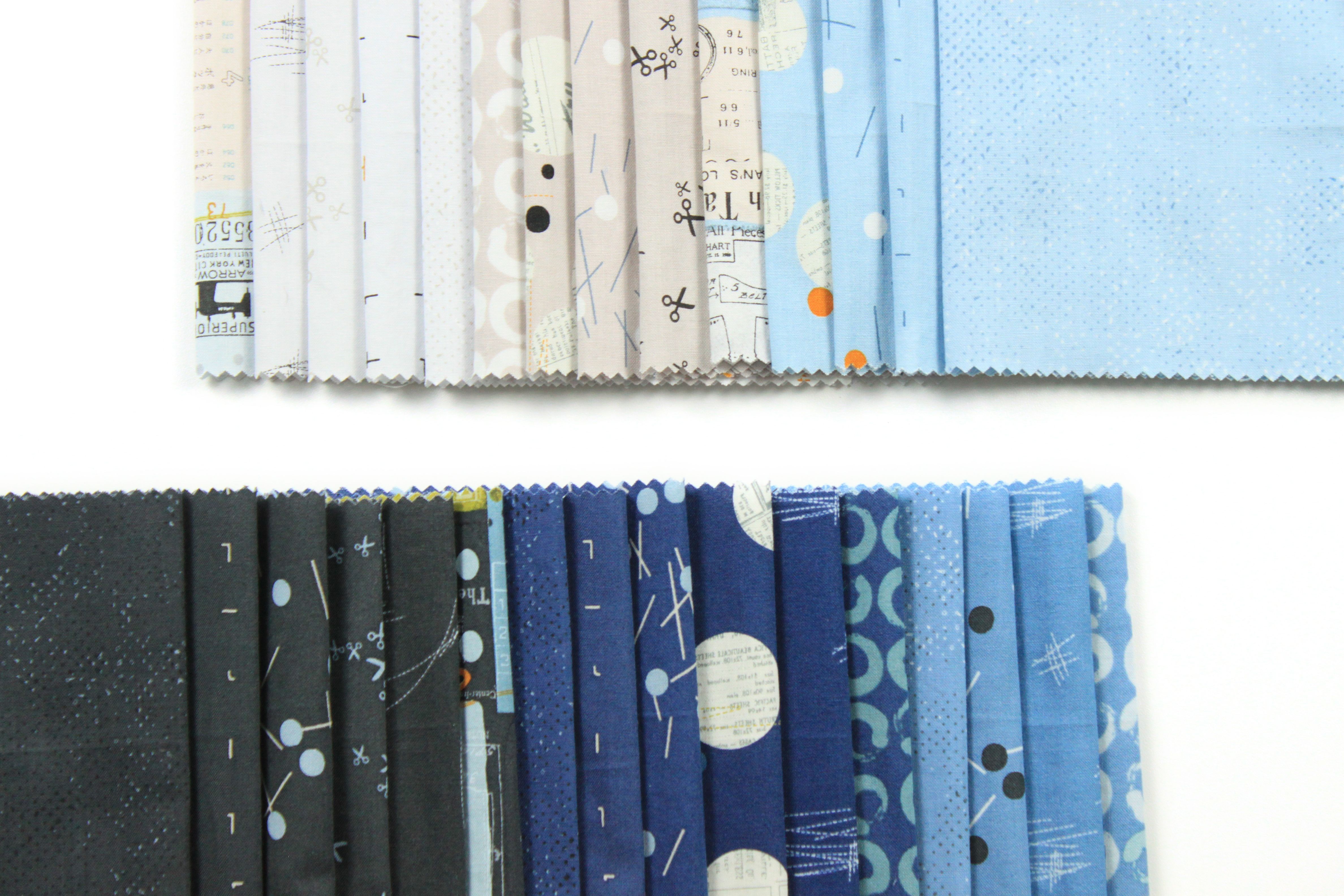Bluish Stitches Blenders - Charcoal - Quilt Fabric