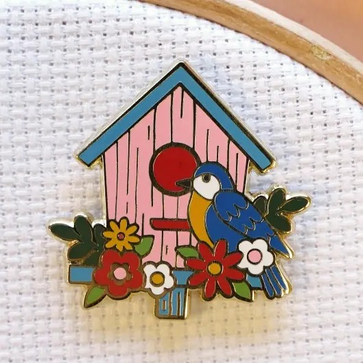 Birdhouse Magnetic Needle Minder