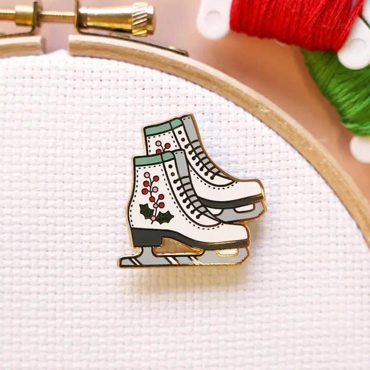 Ice Skates - Magnetic Needle Minder