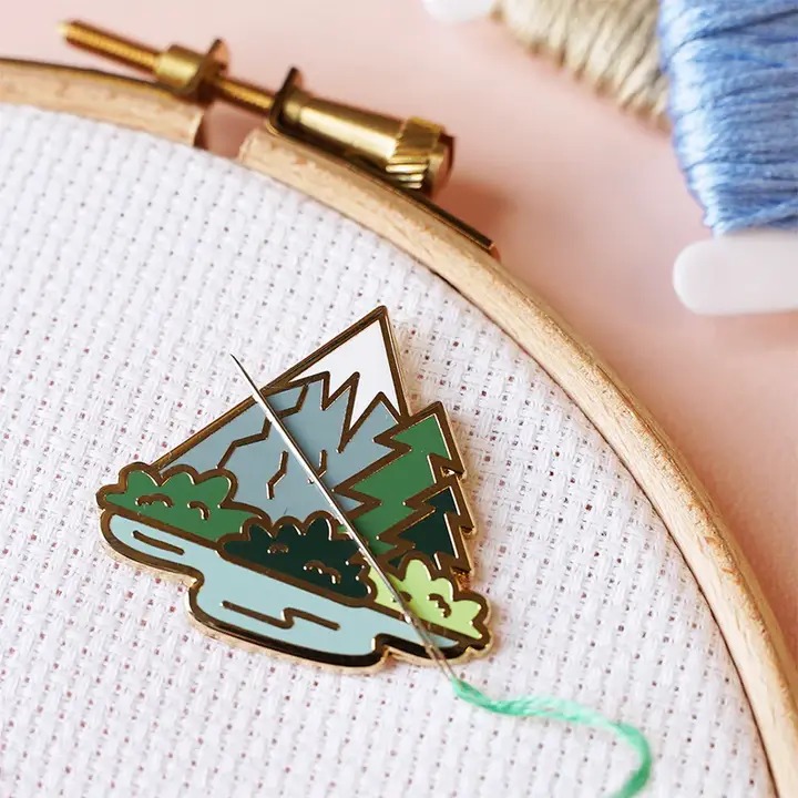 Mountain - Magnetic Needle Minder