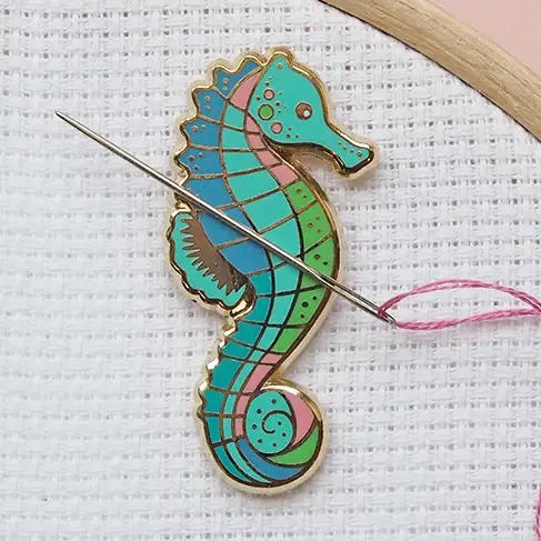 Seahorse - Magnetic Needle Minder