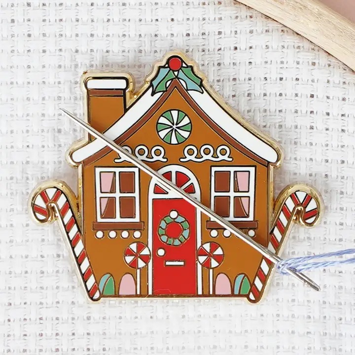 Gingerbread House - Christmas Magnetic Needle Minder