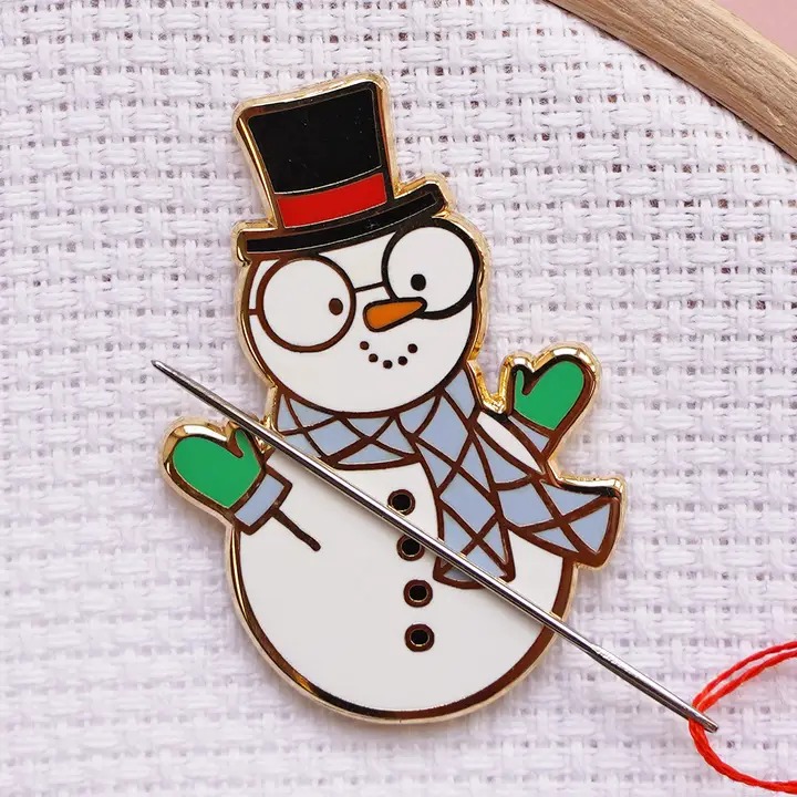 Snowman - Christmas Magnetic Needle Minder