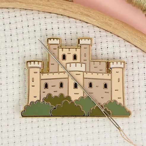 Castle - Magnetic Needle Minder, zoomed in. Select this picture to zoom back out.