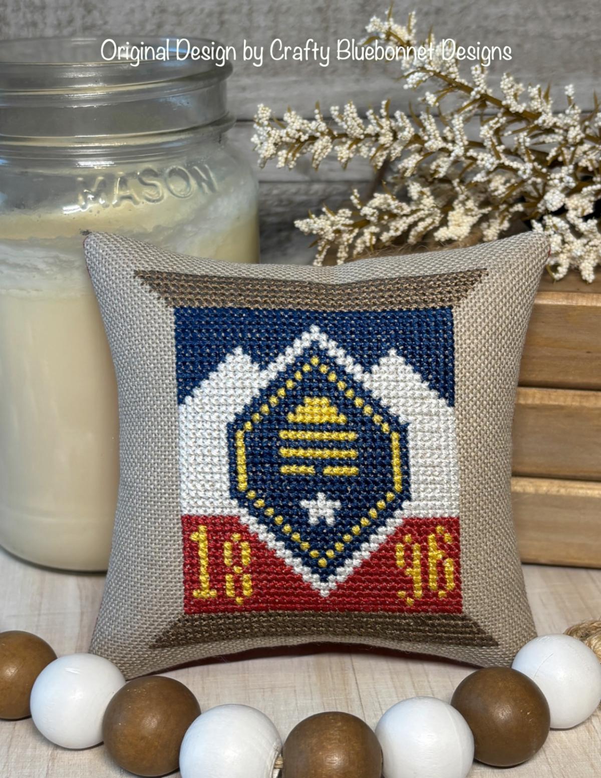 Utah State Spool - Cross Stitch Pattern, zoomed in. Select this picture to zoom back out.