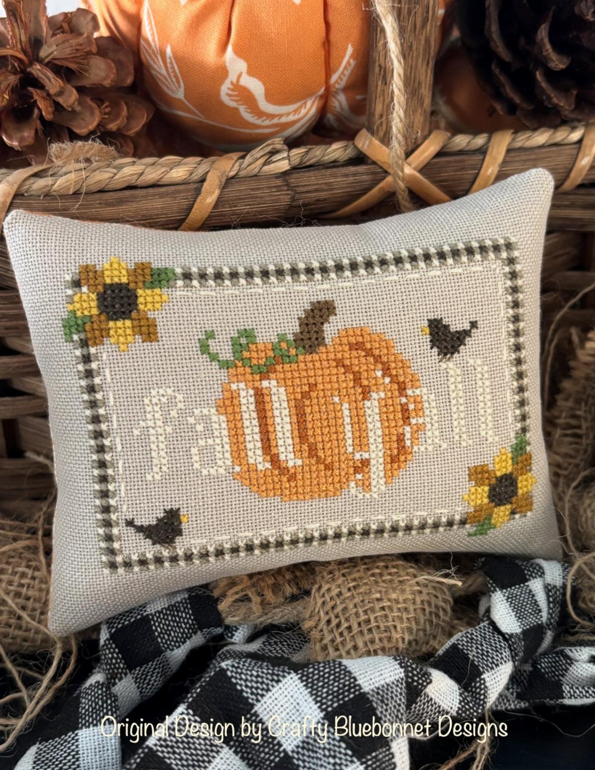 Fall Y'all - Cross Stitch Pattern, zoomed in. Select this picture to zoom back out.