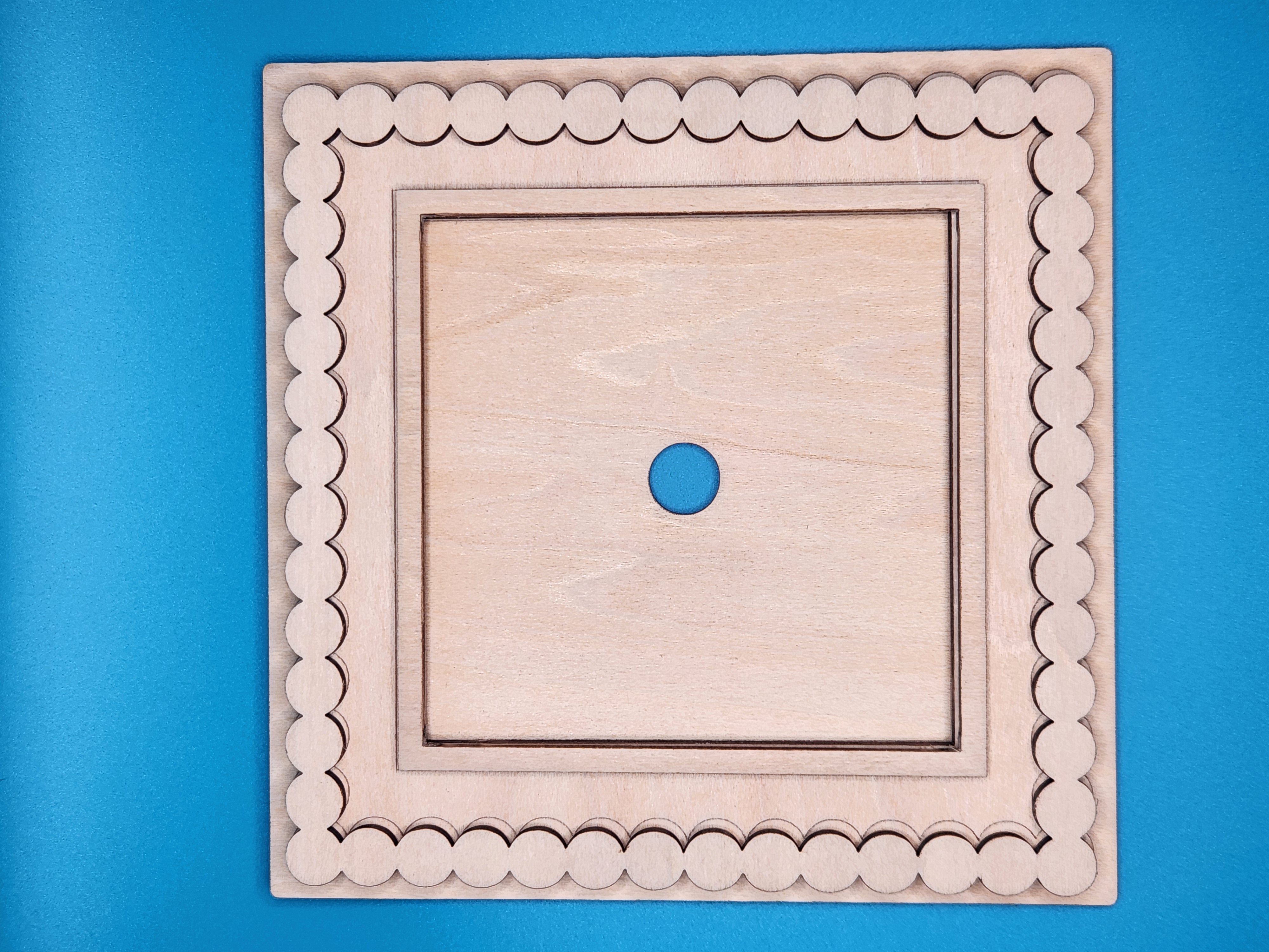 Square Frame w/ Circle Border Medium - Unfinished Wood Frame, zoomed in. Select this picture to zoom back out.