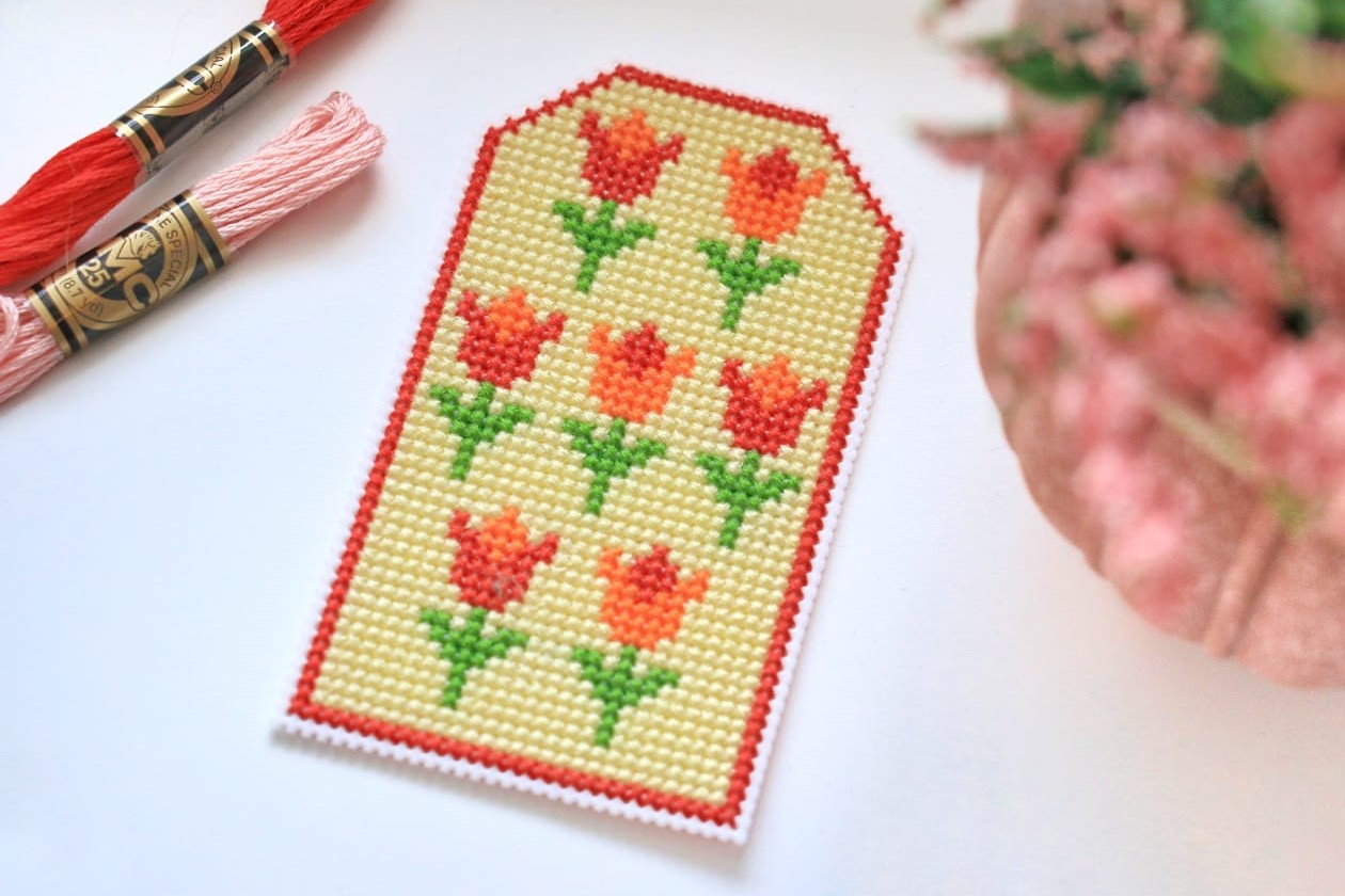 Easter Tag Flowers - Cross Stitch Pattern