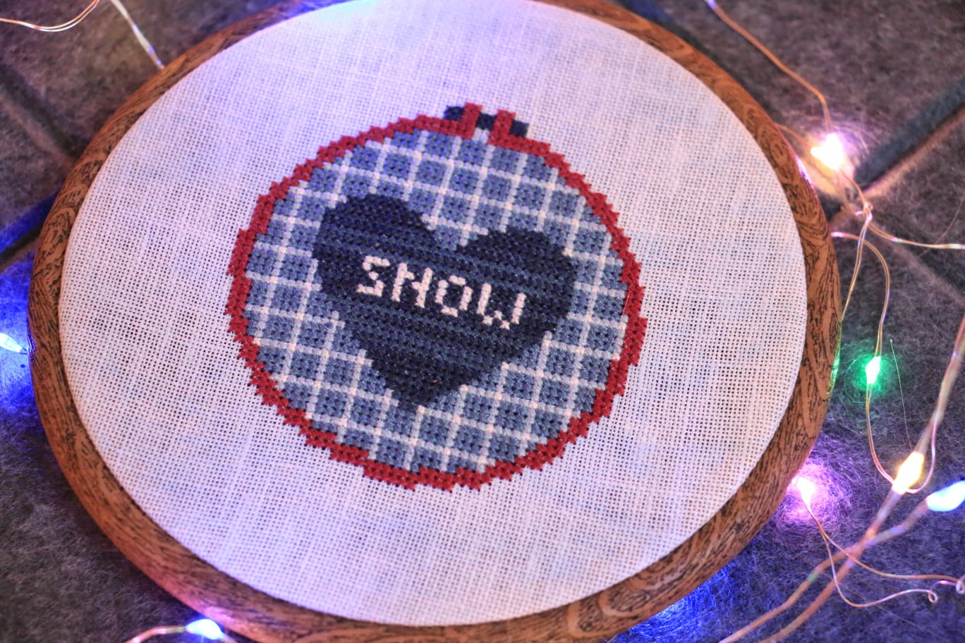 Winter Hoop - Cross Stitch Pattern