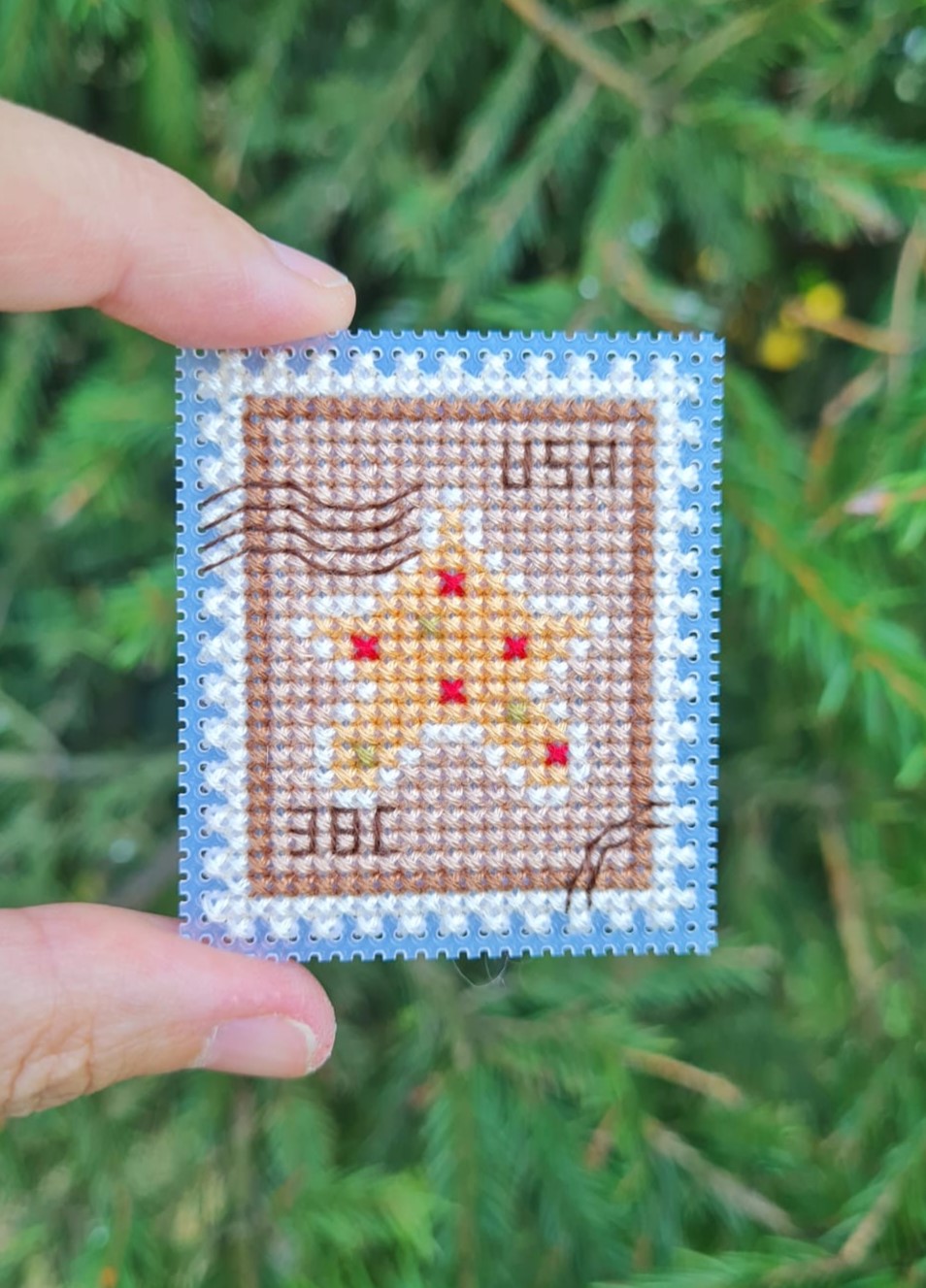 Gingerbread Star Postage Stamp - Cross Stitch Pattern